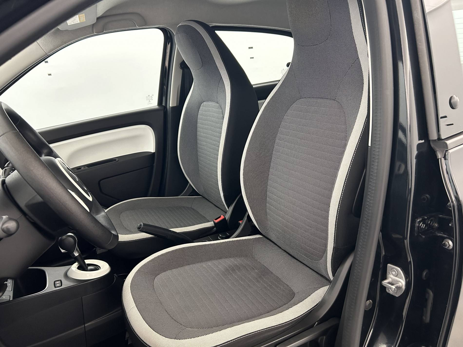 Vente en ligne Renault Twingo Electrique Twingo III Achat Intégral - 21 au prix de 9 990 €