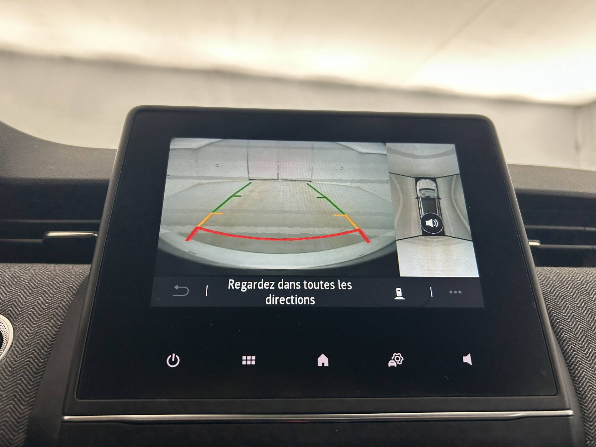 Vente en ligne Renault Clio 5 Clio E-Tech full hybrid 145 ch GSR2 au prix de 20 890 €