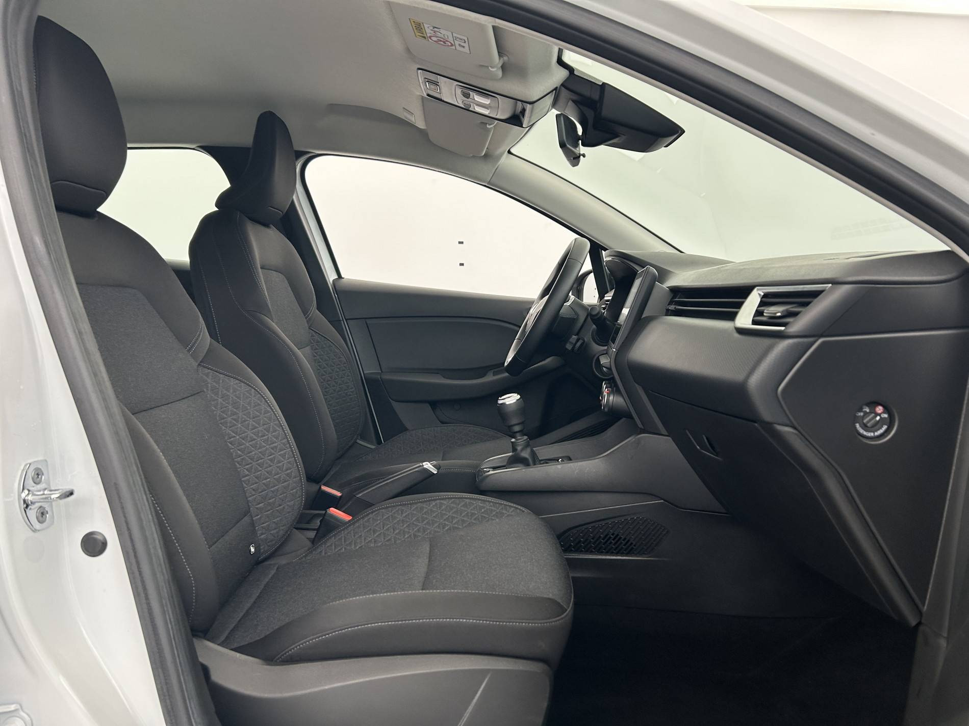 Vente en ligne Renault Clio 5 Clio TCe 90 au prix de 13 490 €