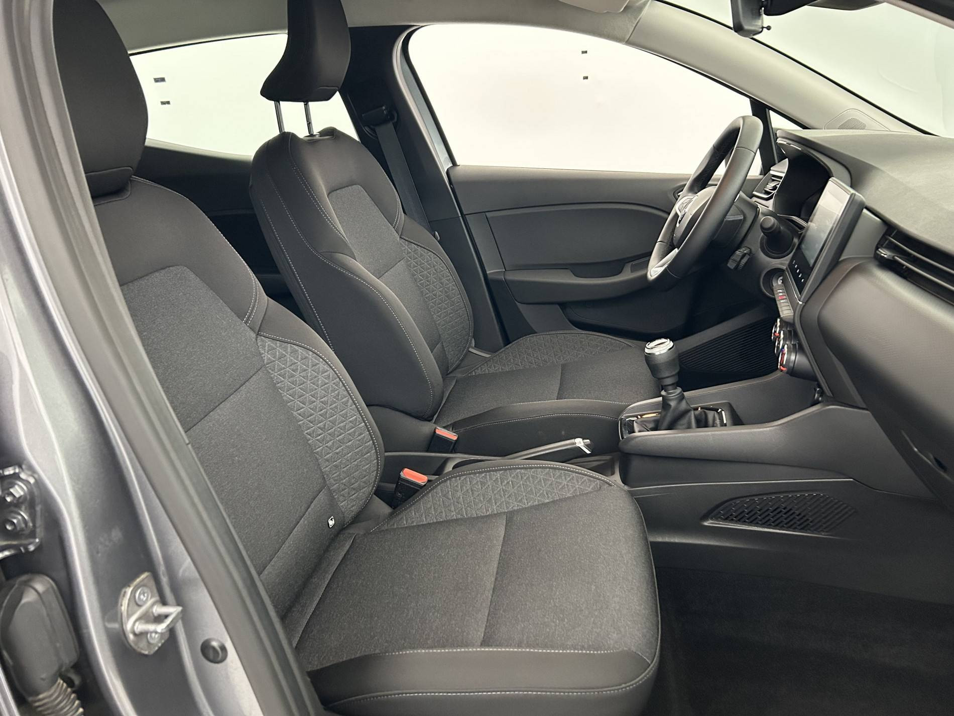 Vente en ligne Renault Clio 5 Clio TCe 90 au prix de 14 790 €