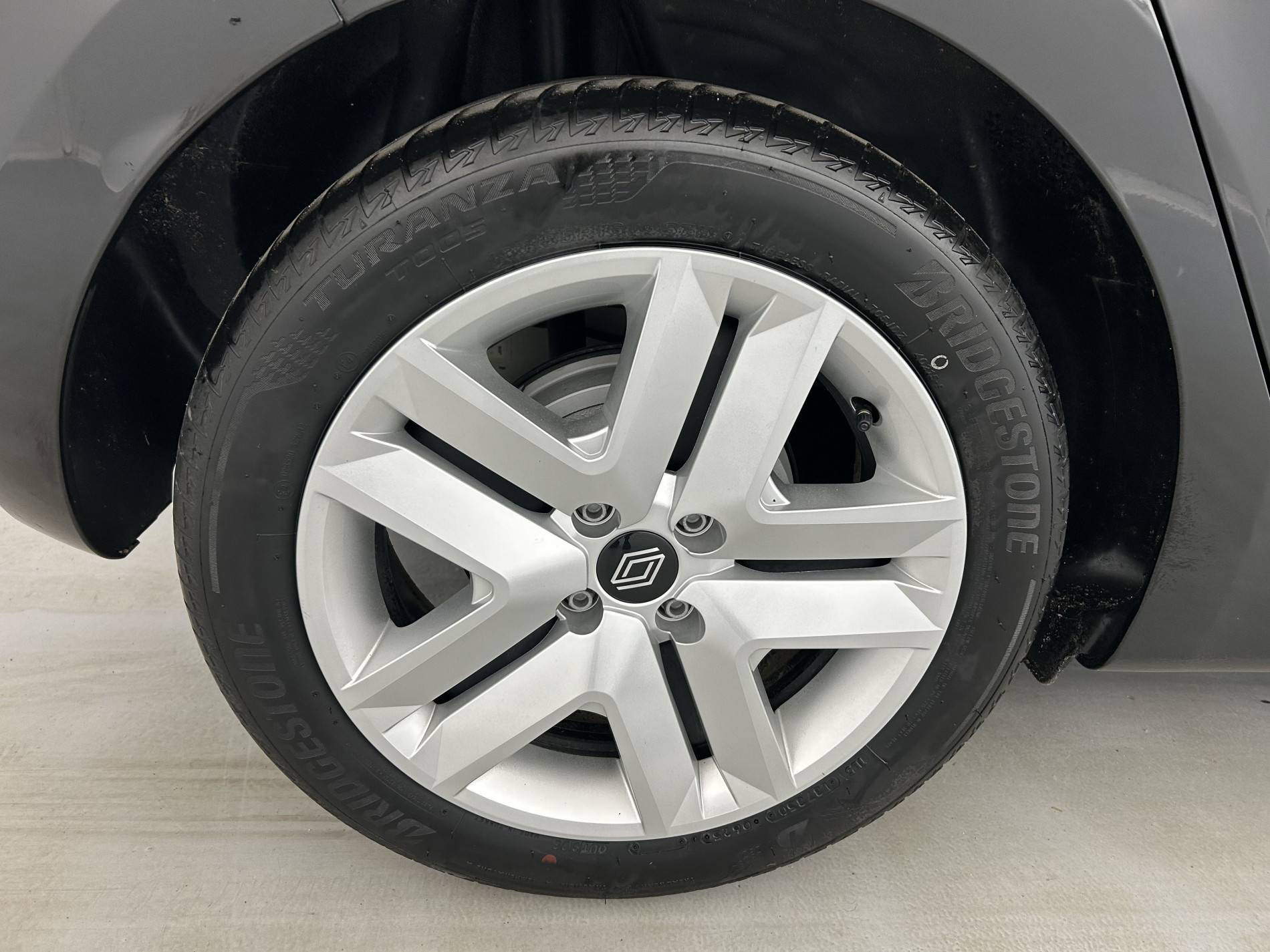 Vente en ligne Renault Clio 5 Clio E-Tech full hybrid 145 ch GSR2 au prix de 19 890 €