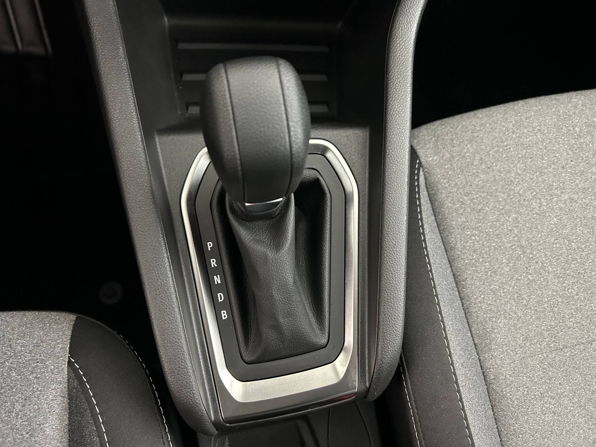 Vente en ligne Renault Clio 5 Clio E-Tech full hybrid 145 ch GSR2 au prix de 19 890 €