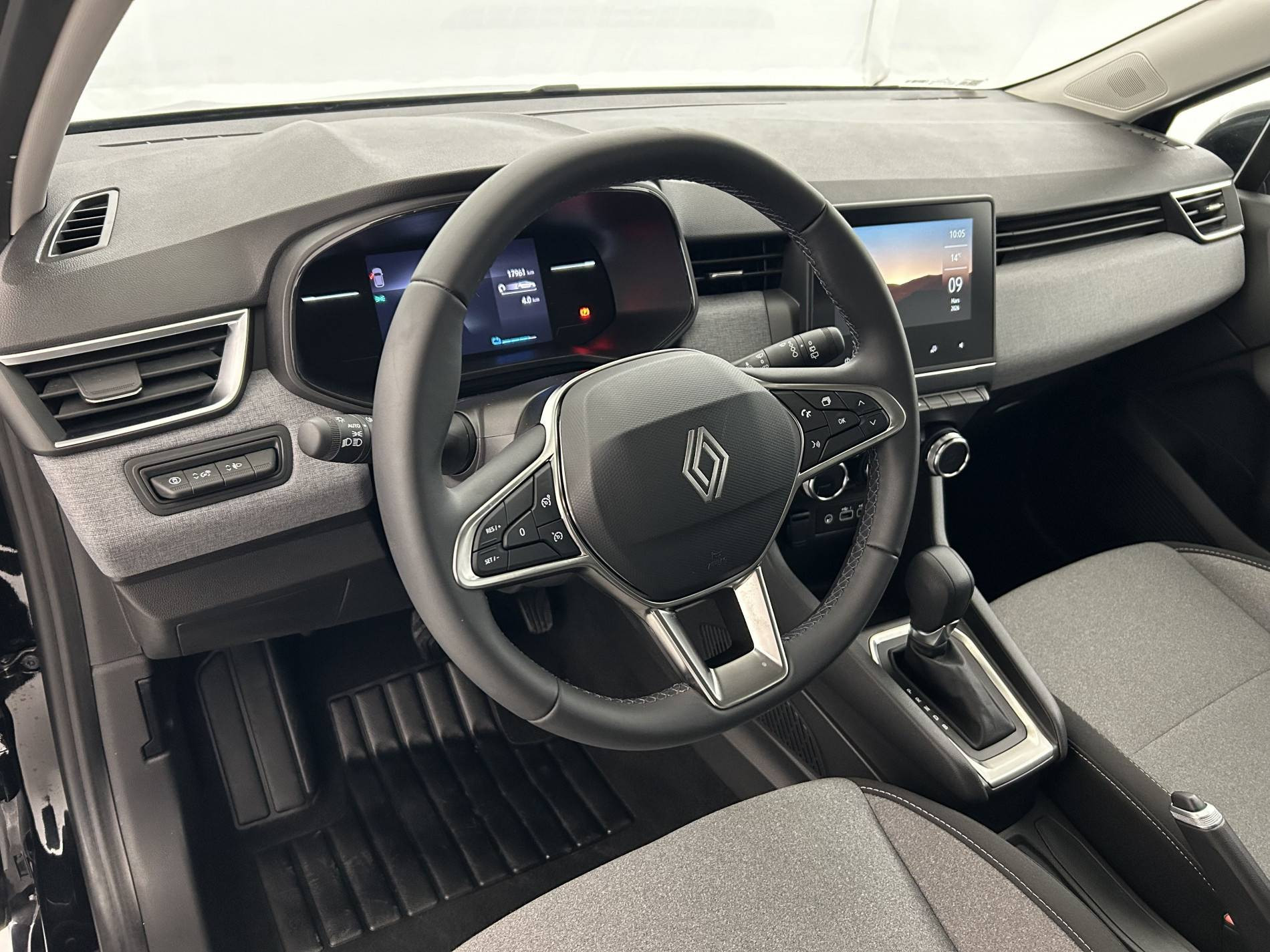 Vente en ligne Renault Clio 5 Clio E-Tech full hybrid 145 ch GSR2 au prix de 19 890 €