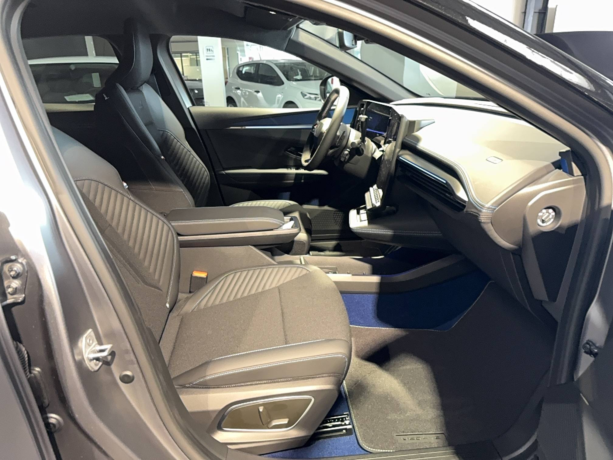 Vente en ligne Renault Megane E-Tech  220 ch autonomie confort au prix de 36 290 €