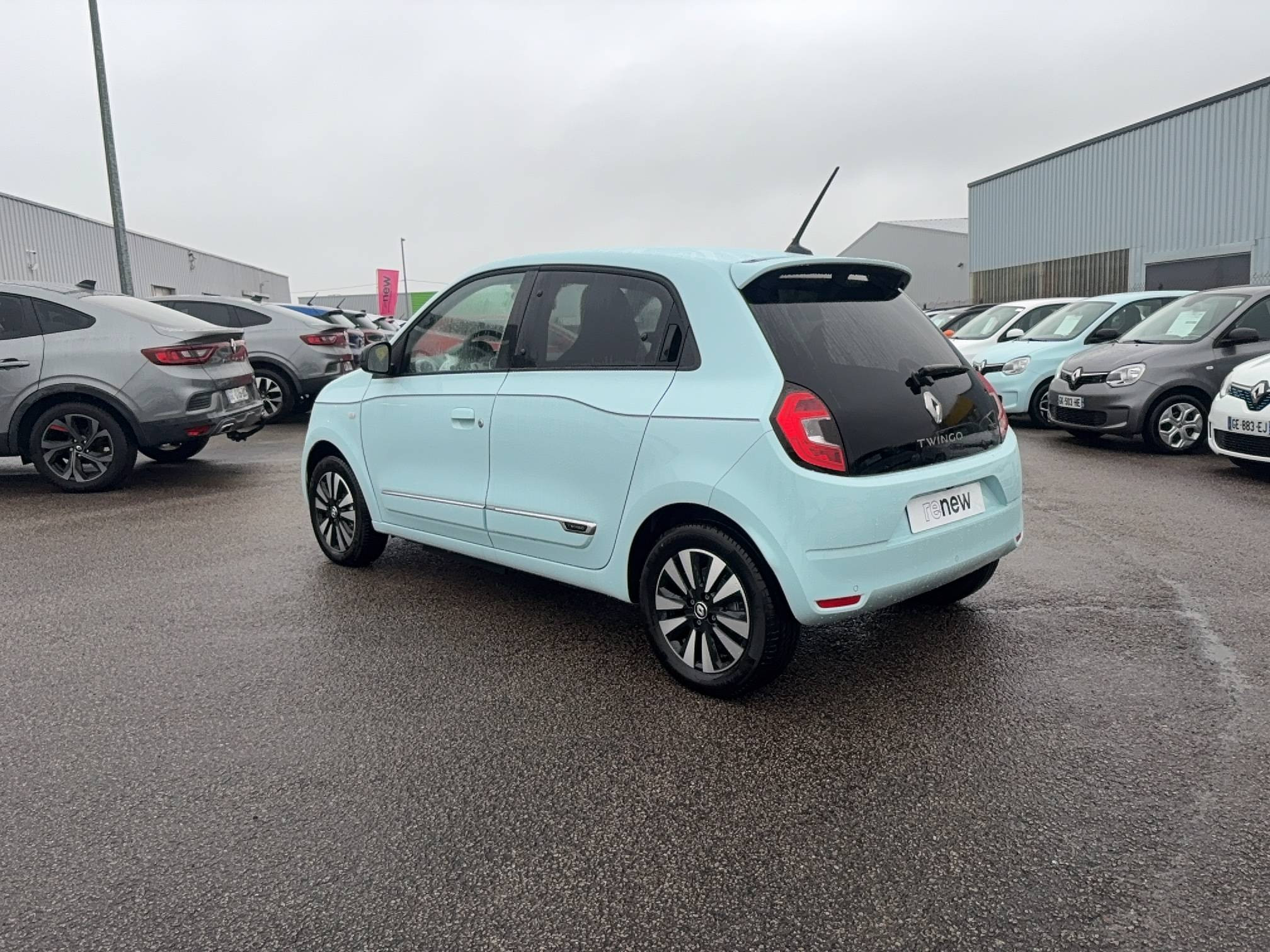Vente en ligne Renault Twingo Electrique Twingo III E-Tech au prix de 14 890 €
