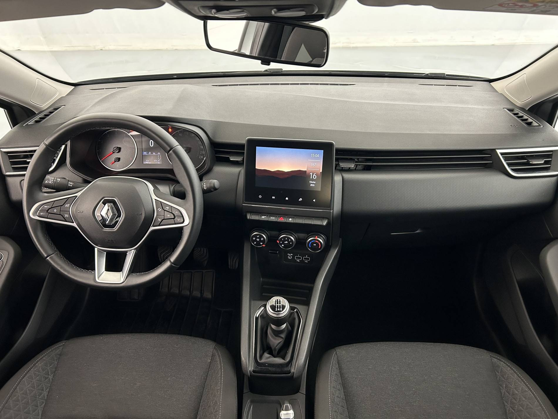 Vente en ligne Renault Clio 5 Clio TCe 90 au prix de 14 790 €