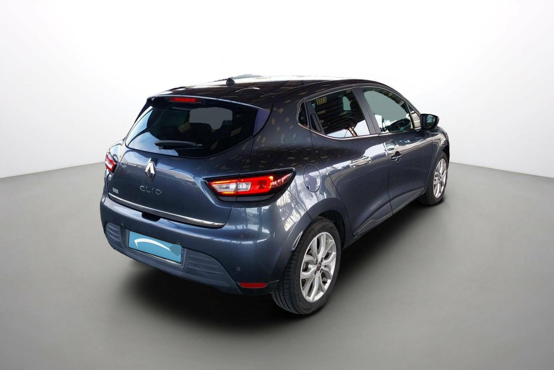 Vente en ligne Renault Clio 4 Clio TCe 90 E6C au prix de 11 690 €