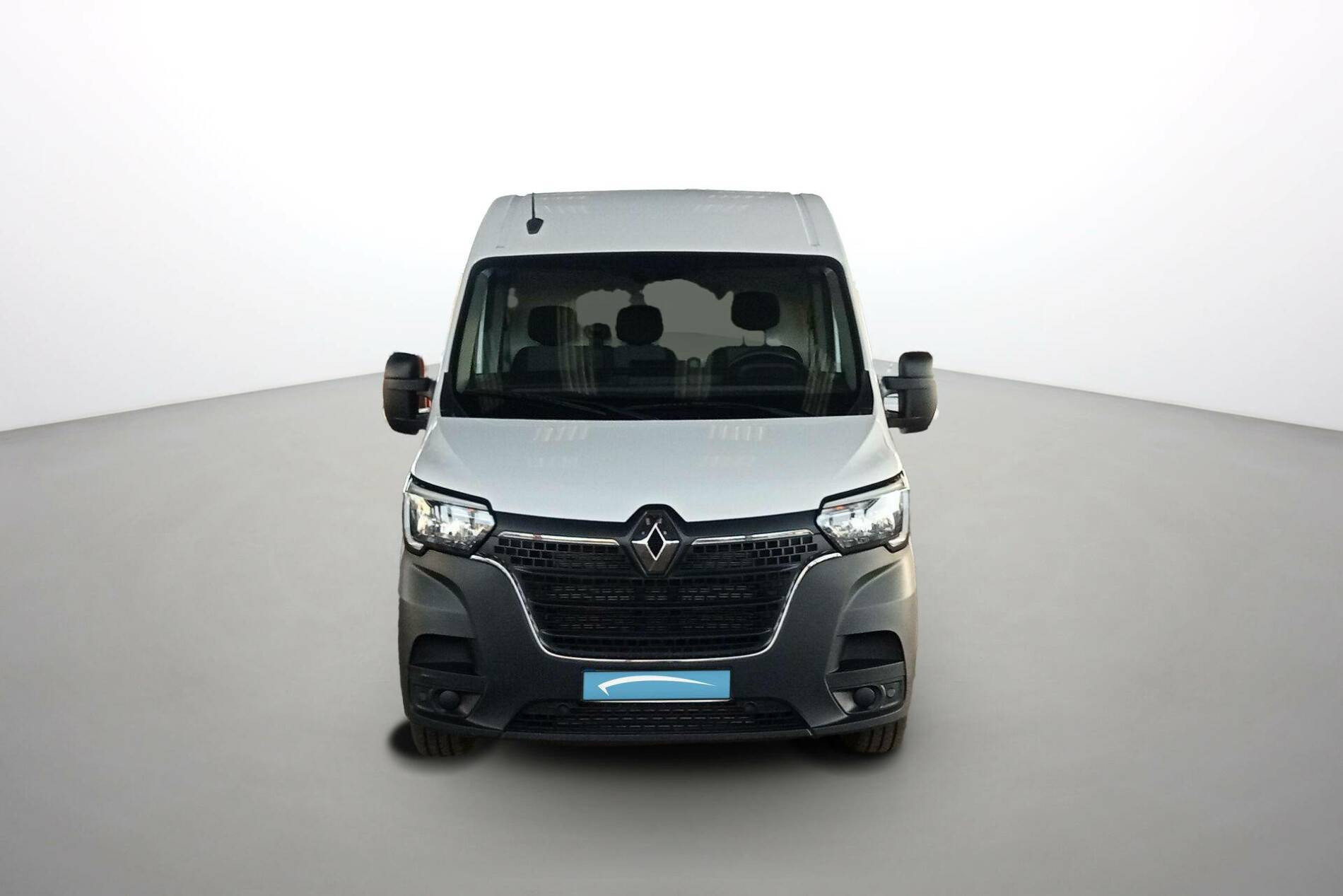 Vente en ligne Renault Master Fourgon MASTER FGN TRAC F3500 L2H2 BLUE DCI 135 au prix de 28 990 €