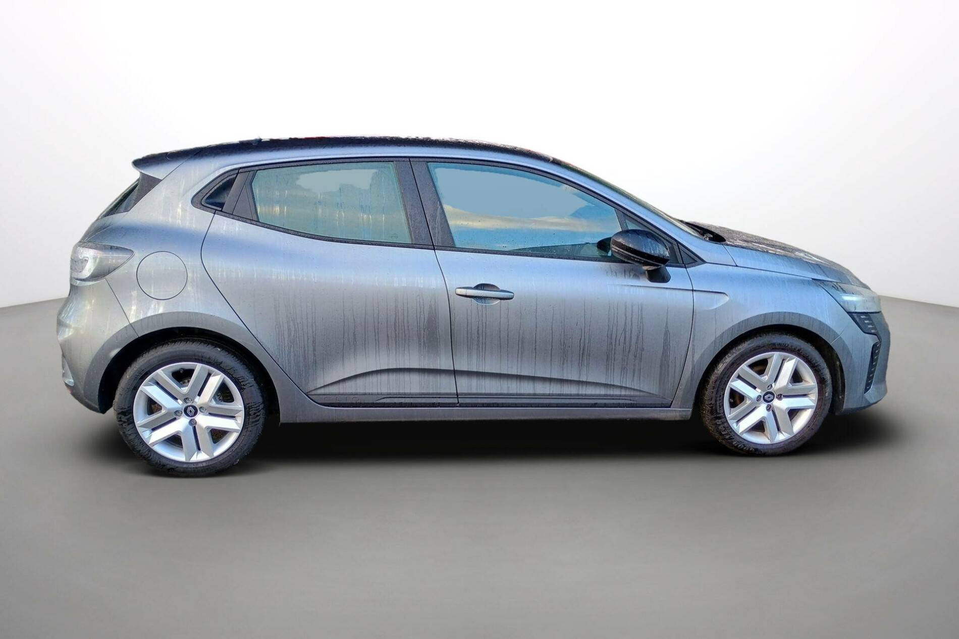 Vente en ligne Renault Clio 5 Clio TCe 90 au prix de 16 490 €