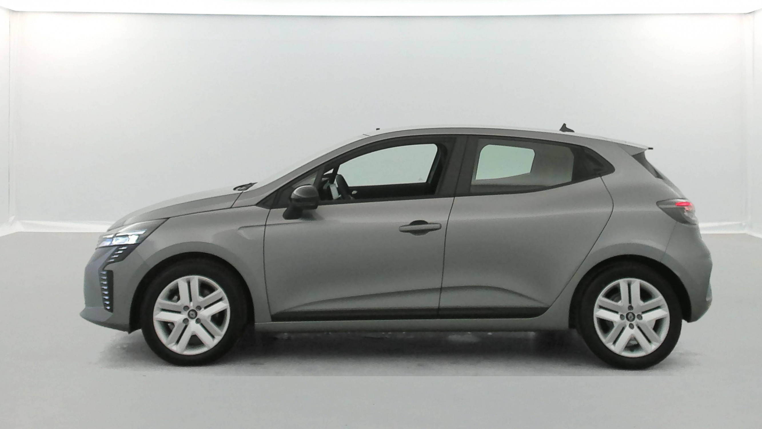 Vente en ligne Renault Clio 5 Clio E-Tech full hybrid 145 ch GSR2 au prix de 19 990 €