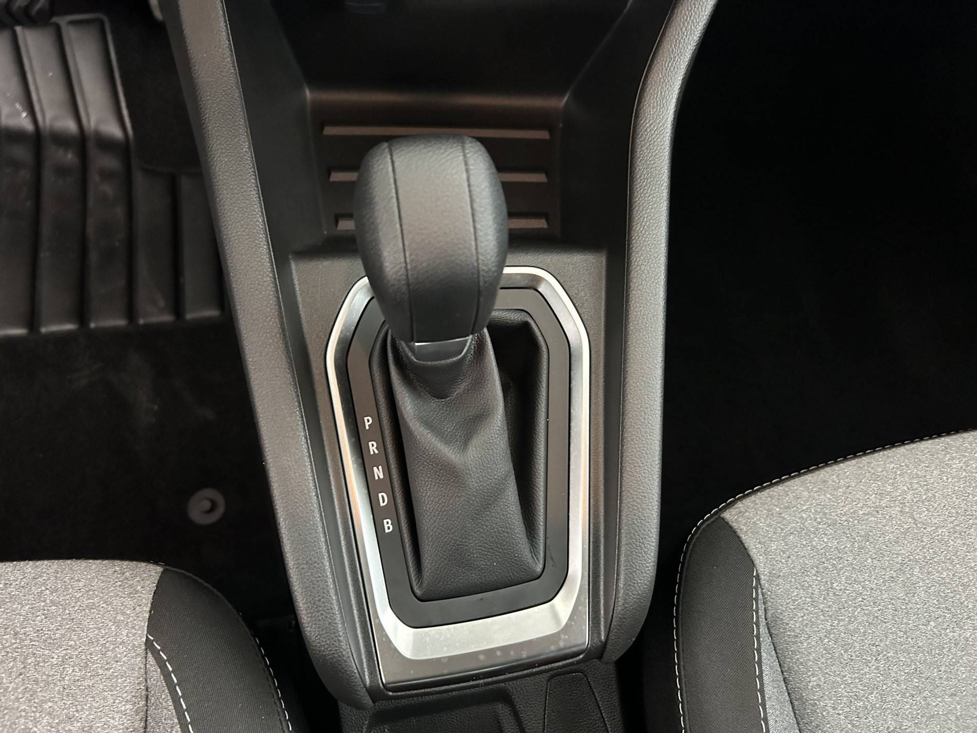 Vente en ligne Renault Clio 5 Clio E-Tech full hybrid 145 ch GSR2 au prix de 19 990 €