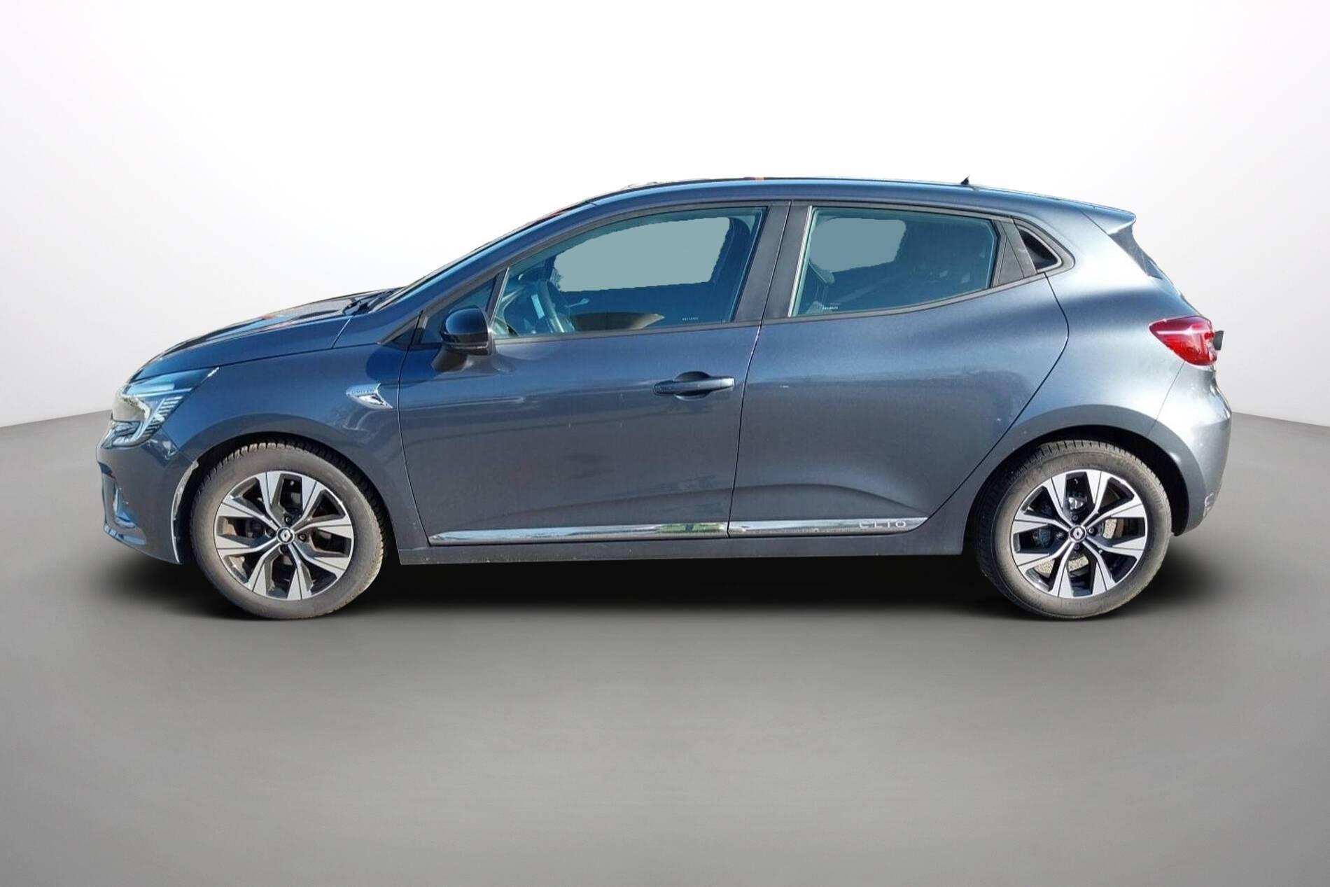 Vente en ligne Renault Clio 5 Clio TCe 90 - 21N au prix de 14 990 €