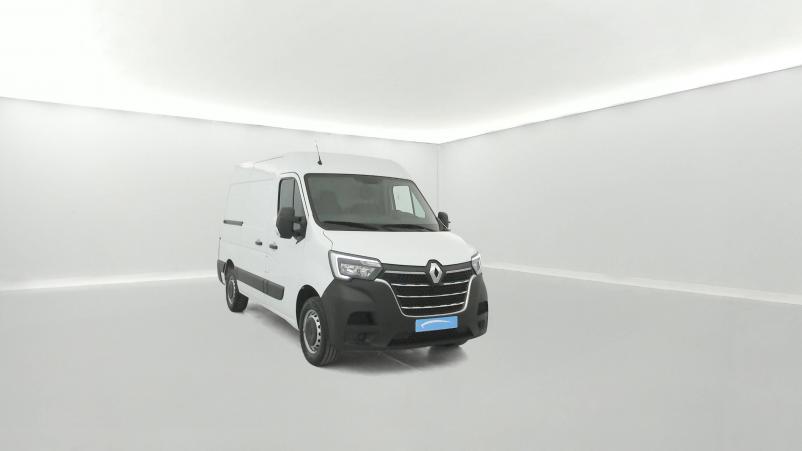 Vente en ligne Renault Master 3 Fourgon MASTER FGN TRAC F3300 L1H2 BLUE DCI 135 au prix de 23 970 €