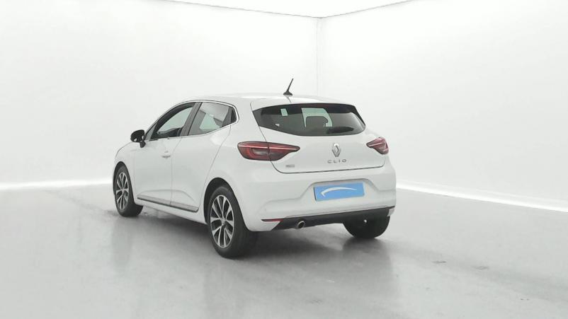 Vente en ligne Renault Clio 5 Clio TCe 90 - 21N au prix de 14 890 €