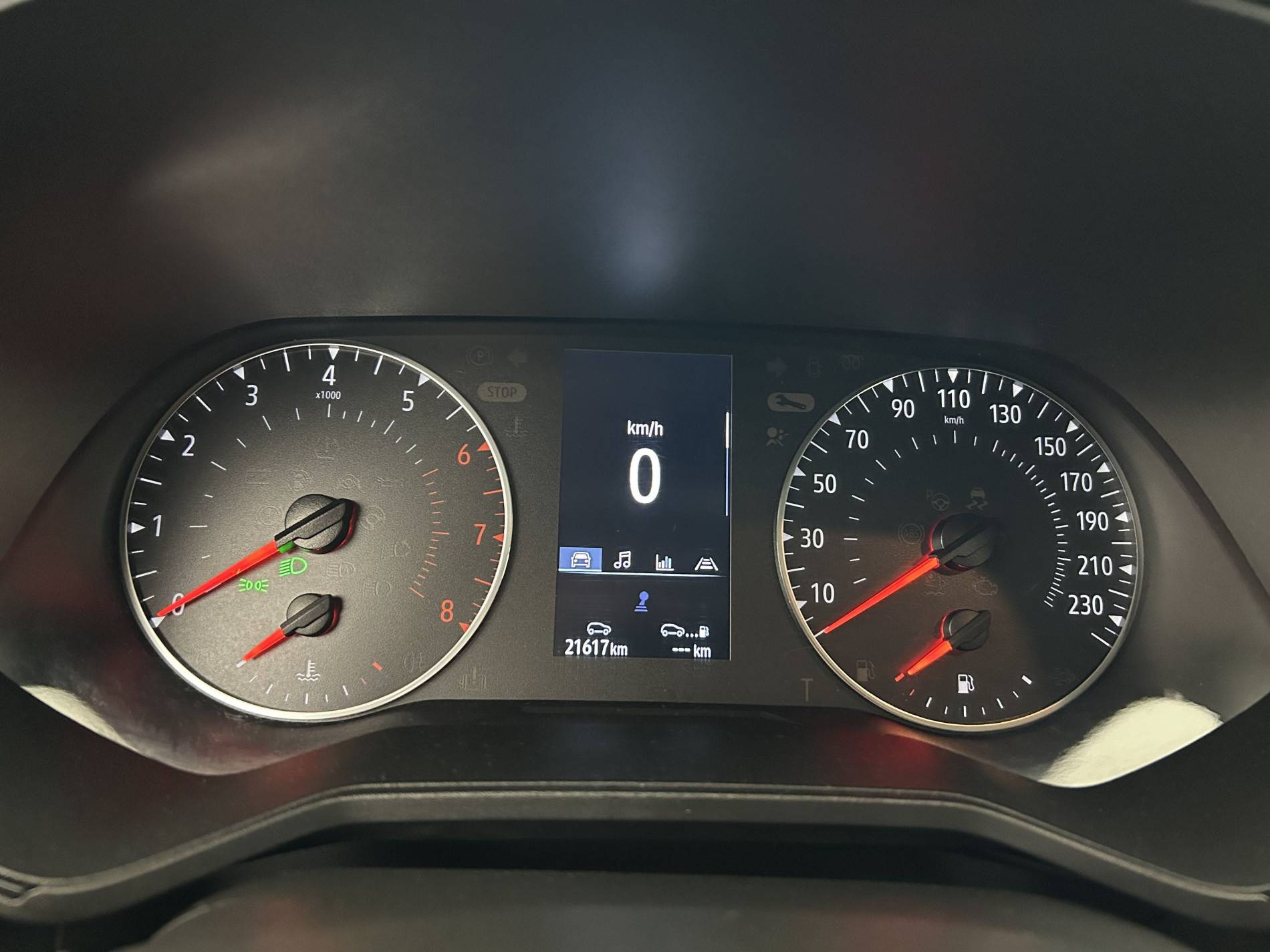 Vente en ligne Renault Clio 5 Clio TCe 90 au prix de 13 990 €