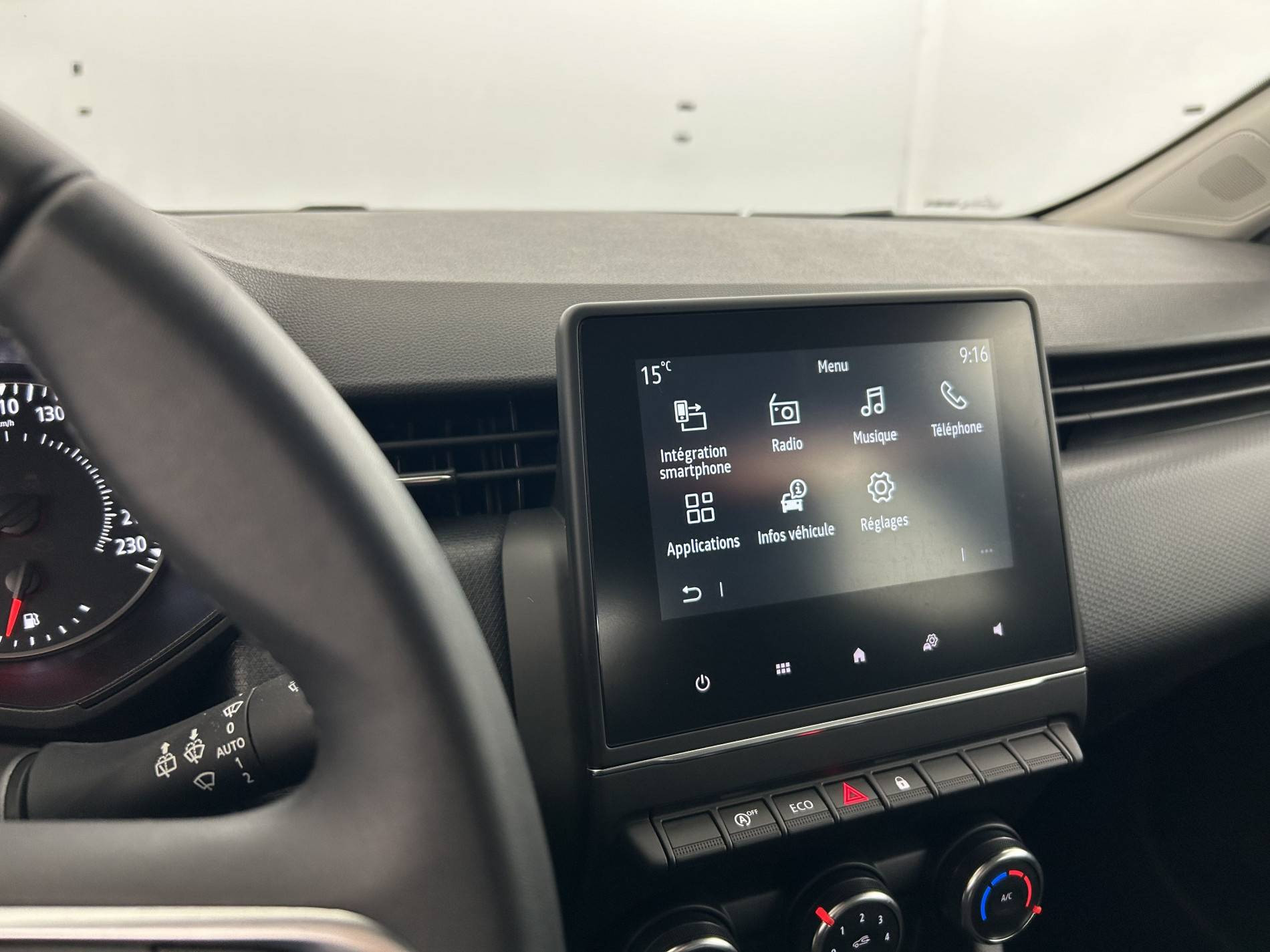 Vente en ligne Renault Clio 5 Clio TCe 90 au prix de 13 990 €