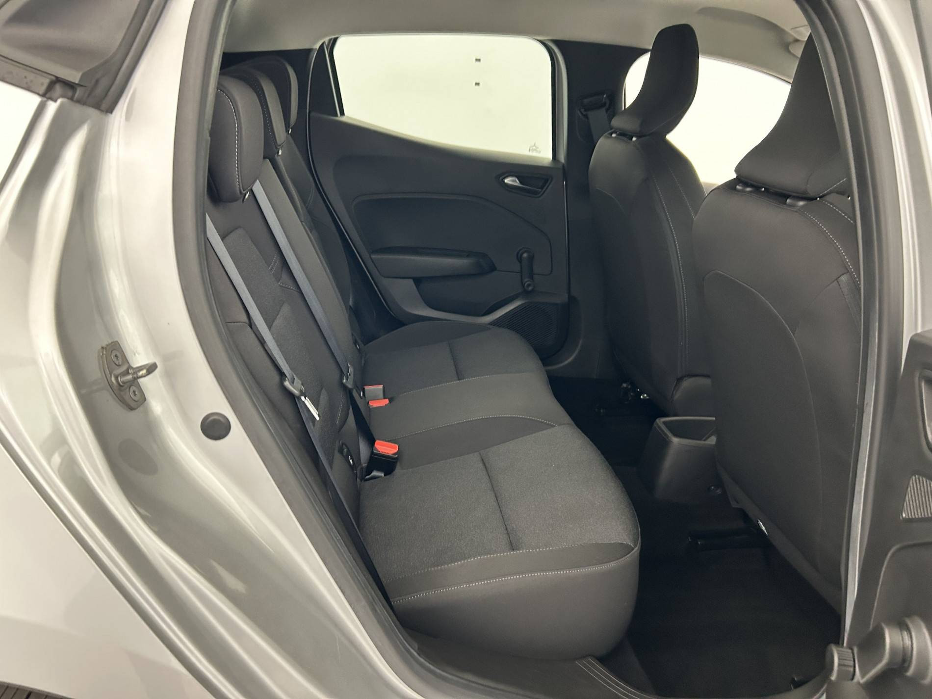 Vente en ligne Renault Clio 5 Clio TCe 90 au prix de 13 990 €