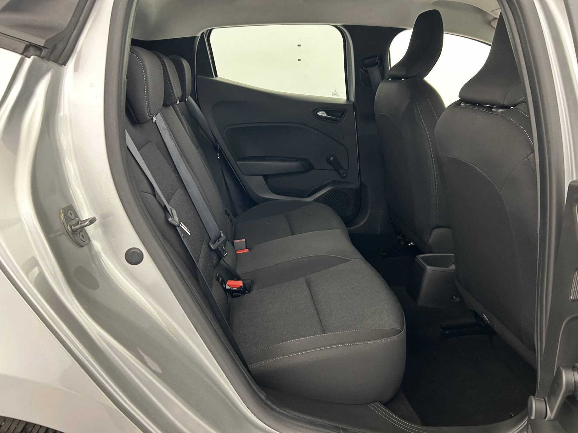 Vente en ligne Renault Clio 5 Clio TCe 90 au prix de 13 990 €