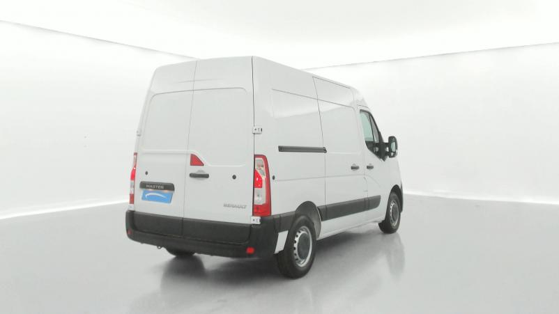 Vente en ligne Renault Master 3 Fourgon MASTER FGN TRAC F3300 L1H2 DCI 135 au prix de 21 690 €