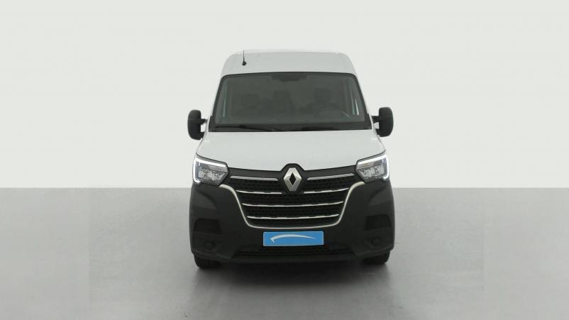 Vente en ligne Renault Master 3 Fourgon MASTER FGN TRAC F3300 L1H2 DCI 135 au prix de 21 690 €