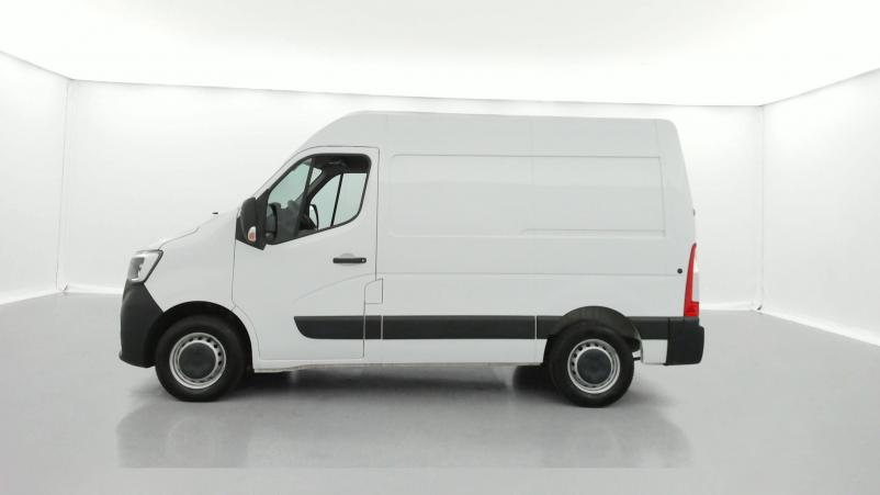 Vente en ligne Renault Master 3 Fourgon MASTER FGN TRAC F3300 L1H2 DCI 135 au prix de 21 690 €