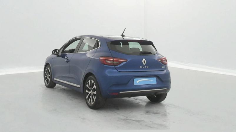 Vente en ligne Renault Clio 5 Clio E-Tech 140 - 21N au prix de 17 870 €