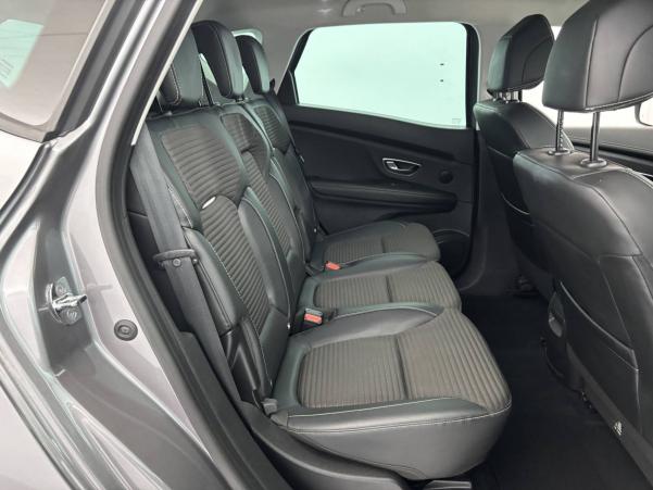 Vente en ligne Renault Scenic 4 Scenic TCe 160 FAP au prix de 19 450 €