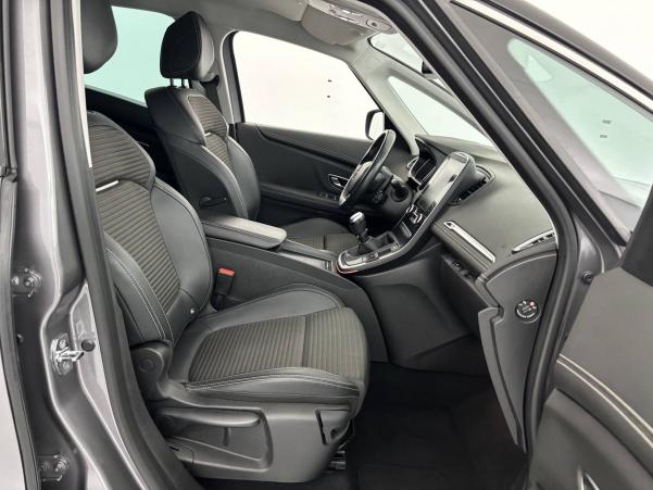 Vente en ligne Renault Scenic 4 Scenic TCe 160 FAP au prix de 19 450 €