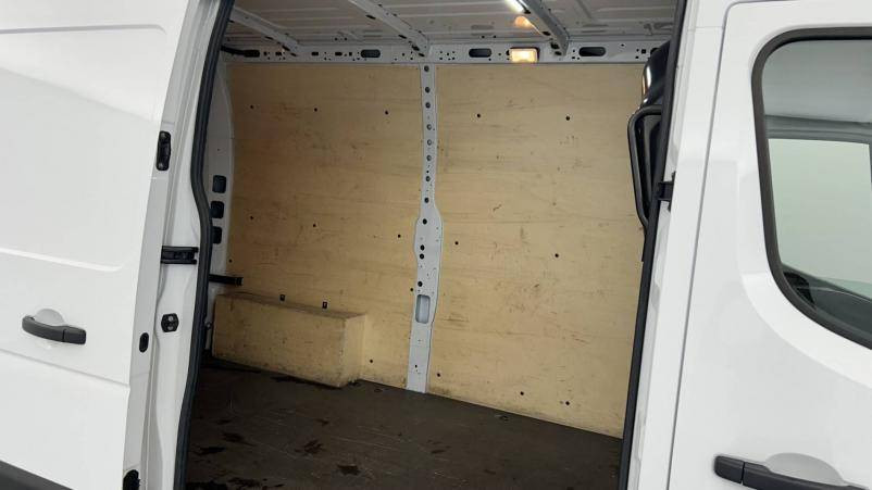 Vente en ligne Renault Master Fourgon MASTER FGN TRAC F3500 L2H2 BLUE DCI 135 au prix de 23 490 €