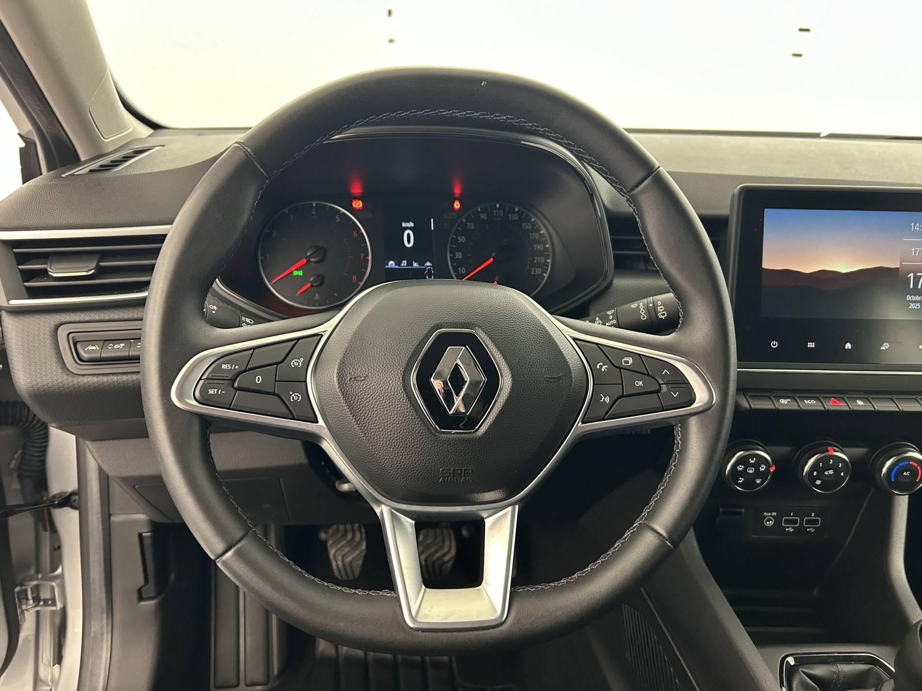 Vente en ligne Renault Clio 5 Clio TCe 90 au prix de 13 990 €