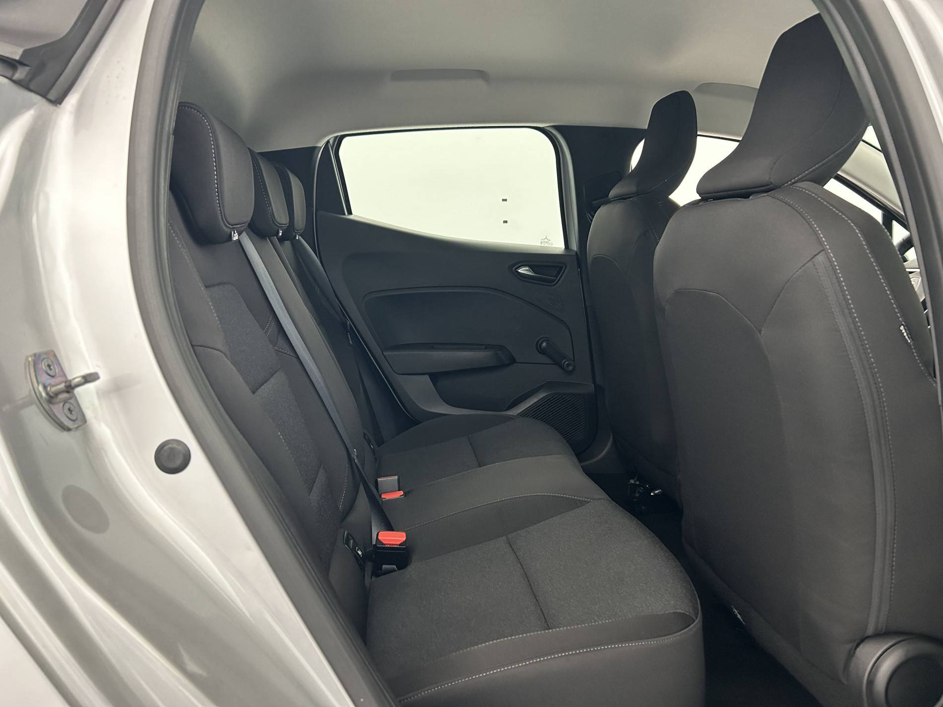 Vente en ligne Renault Clio 5 Clio TCe 90 au prix de 13 990 €