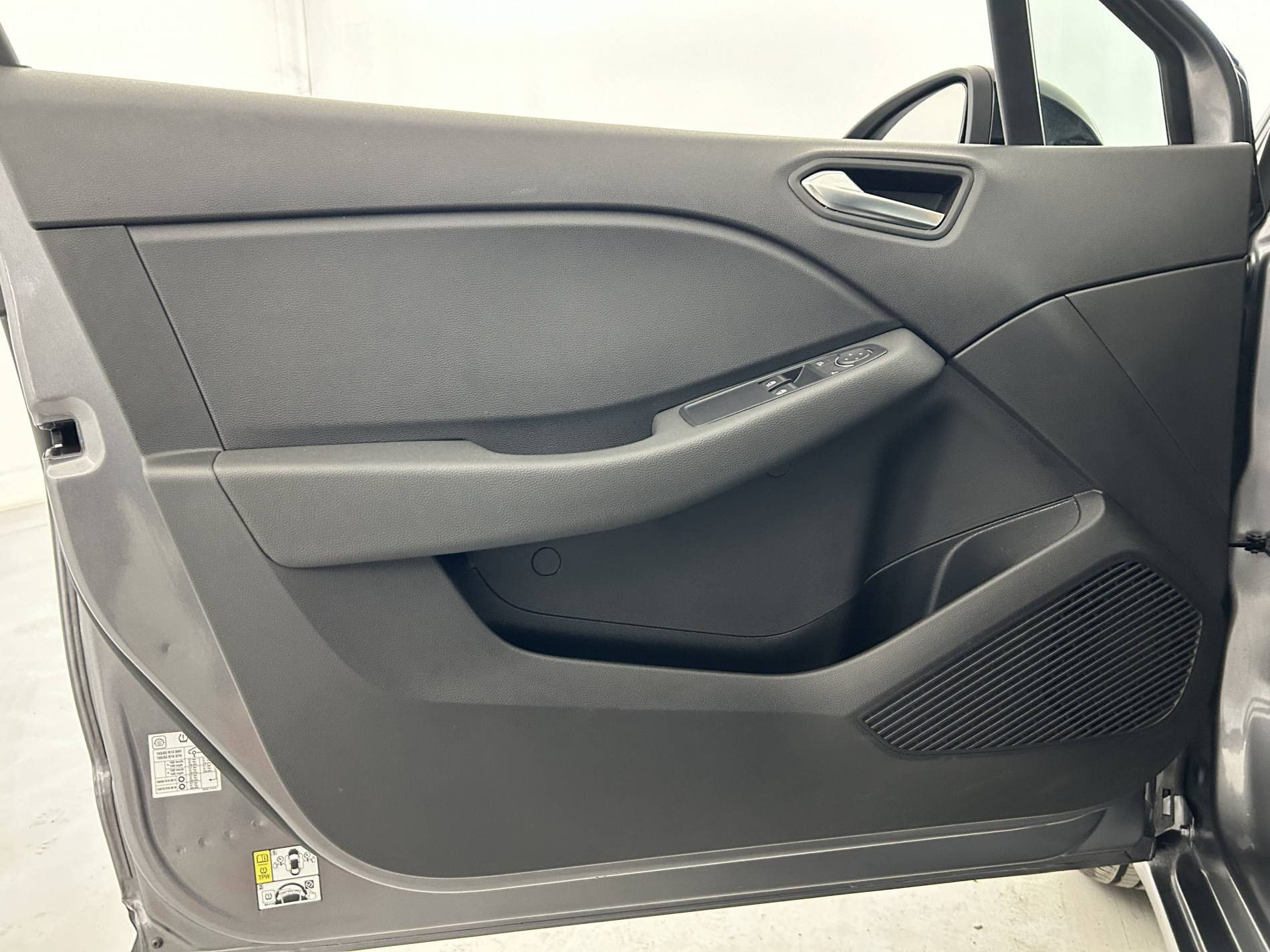 Vente en ligne Renault Clio 5 Clio TCe 90 au prix de 13 990 €