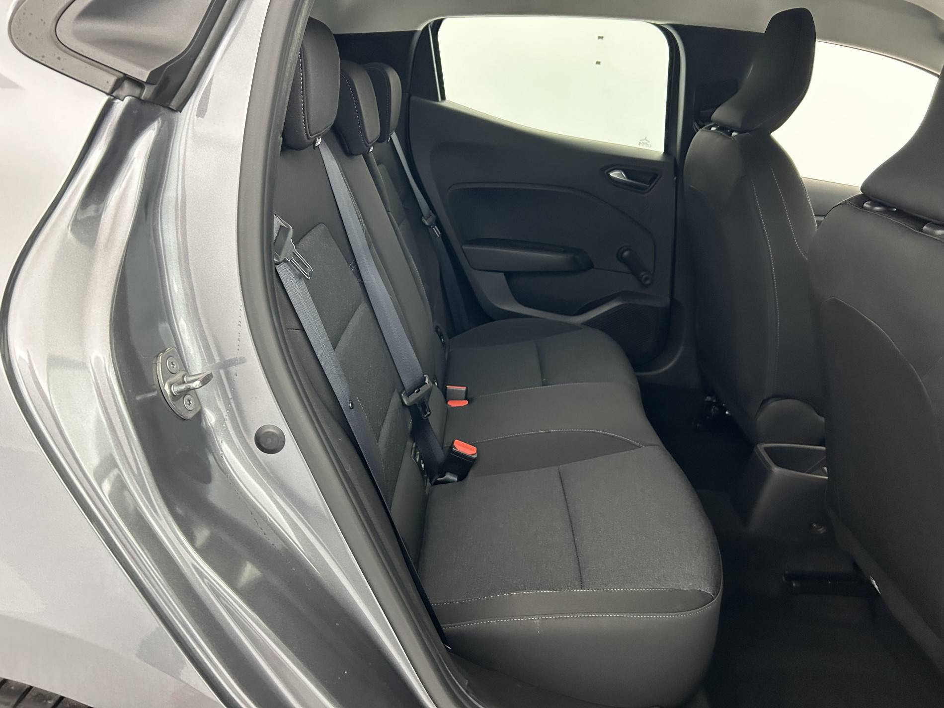 Vente en ligne Renault Clio 5 Clio TCe 90 au prix de 13 990 €