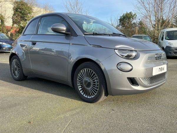 Vente en ligne Fiat 500 électrique 500 e 118 ch au prix de 17 790 €