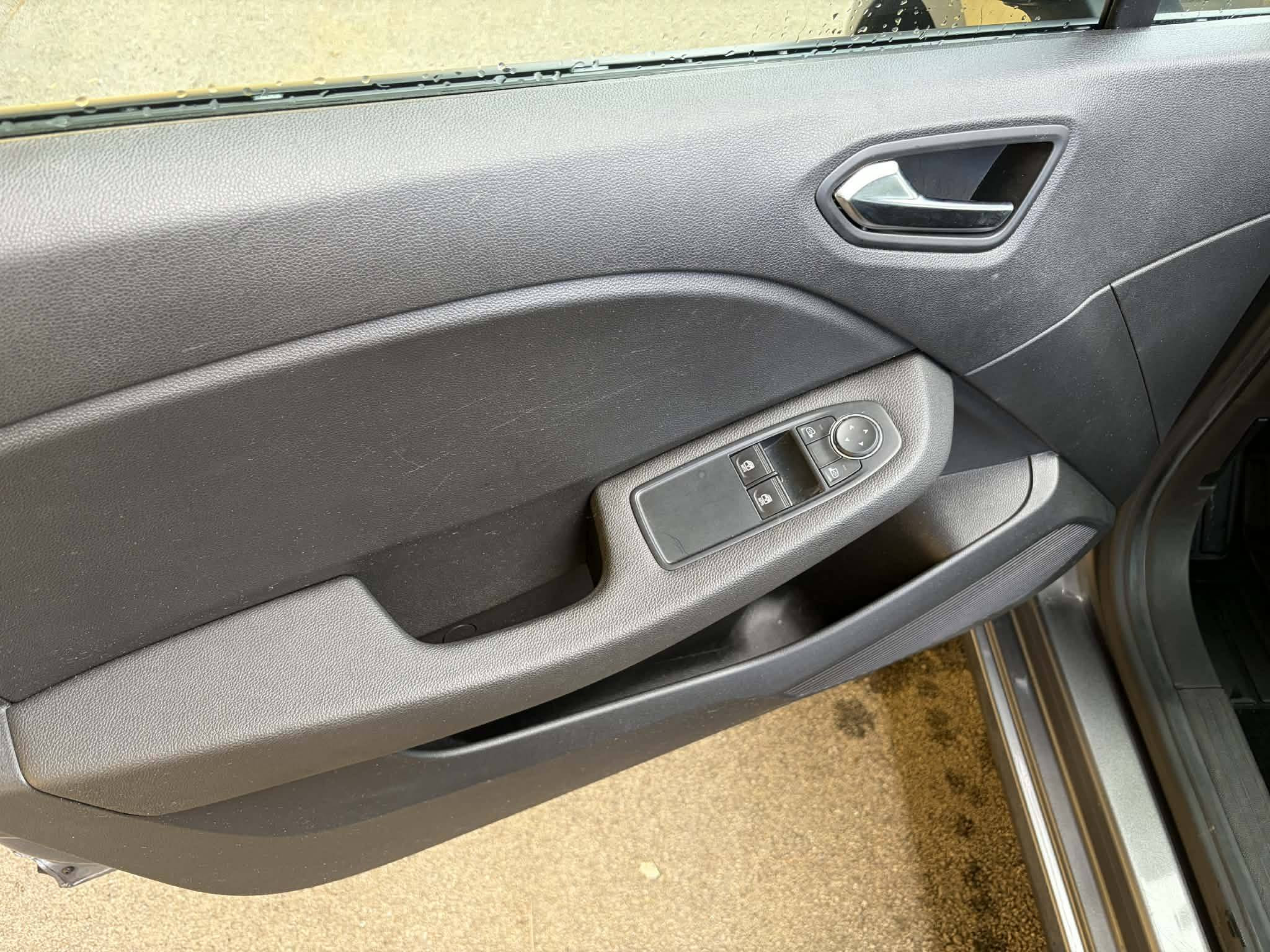 Vente en ligne Renault Clio 5 Clio TCe 90 au prix de 15 790 €