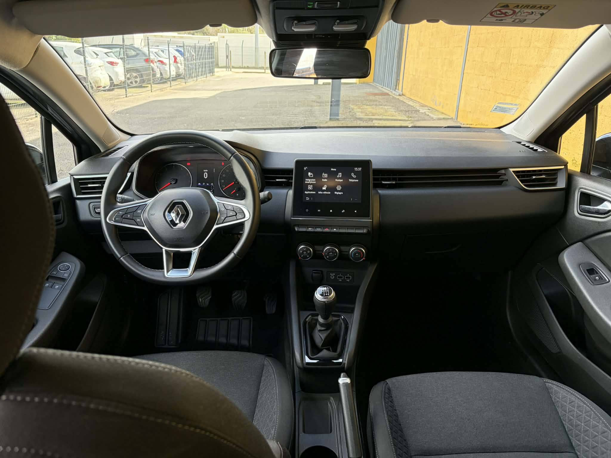 Vente en ligne Renault Clio 5 Clio TCe 90 au prix de 15 790 €