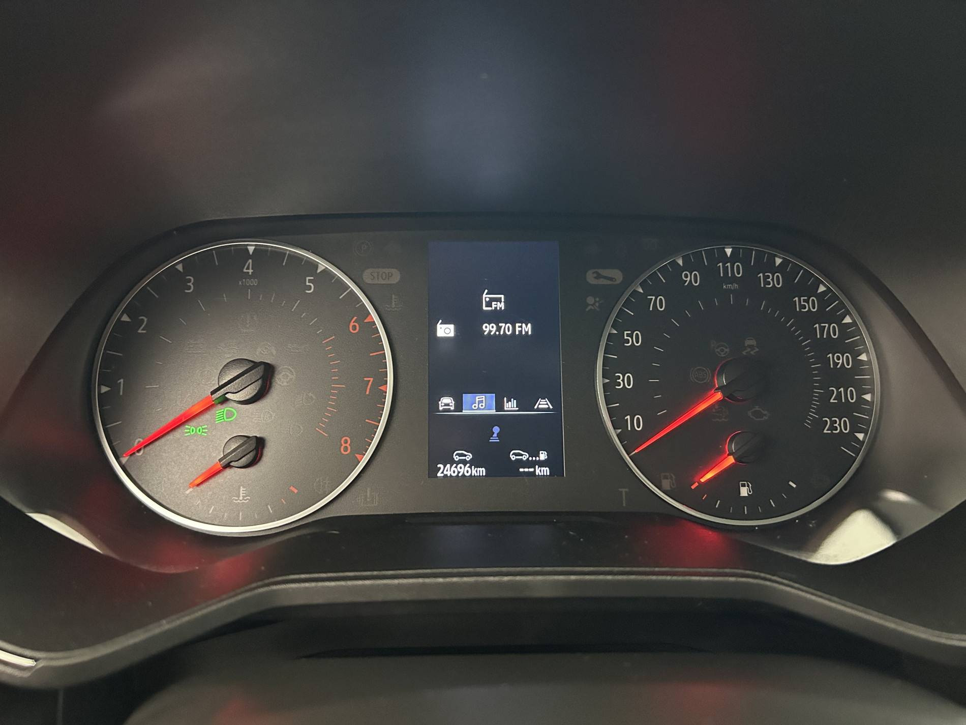 Vente en ligne Renault Clio 5 Clio TCe 90 - 21 au prix de 13 890 €