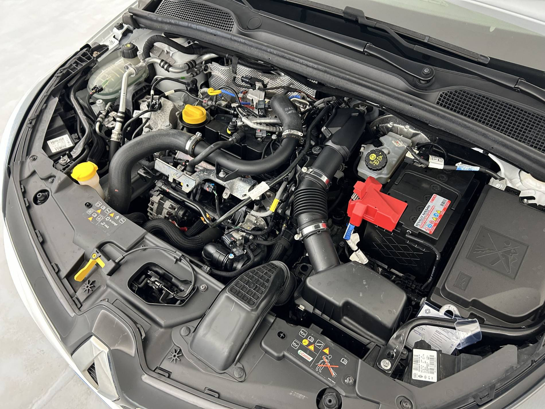 Vente en ligne Renault Clio 5 Clio TCe 90 - 21 au prix de 13 890 €