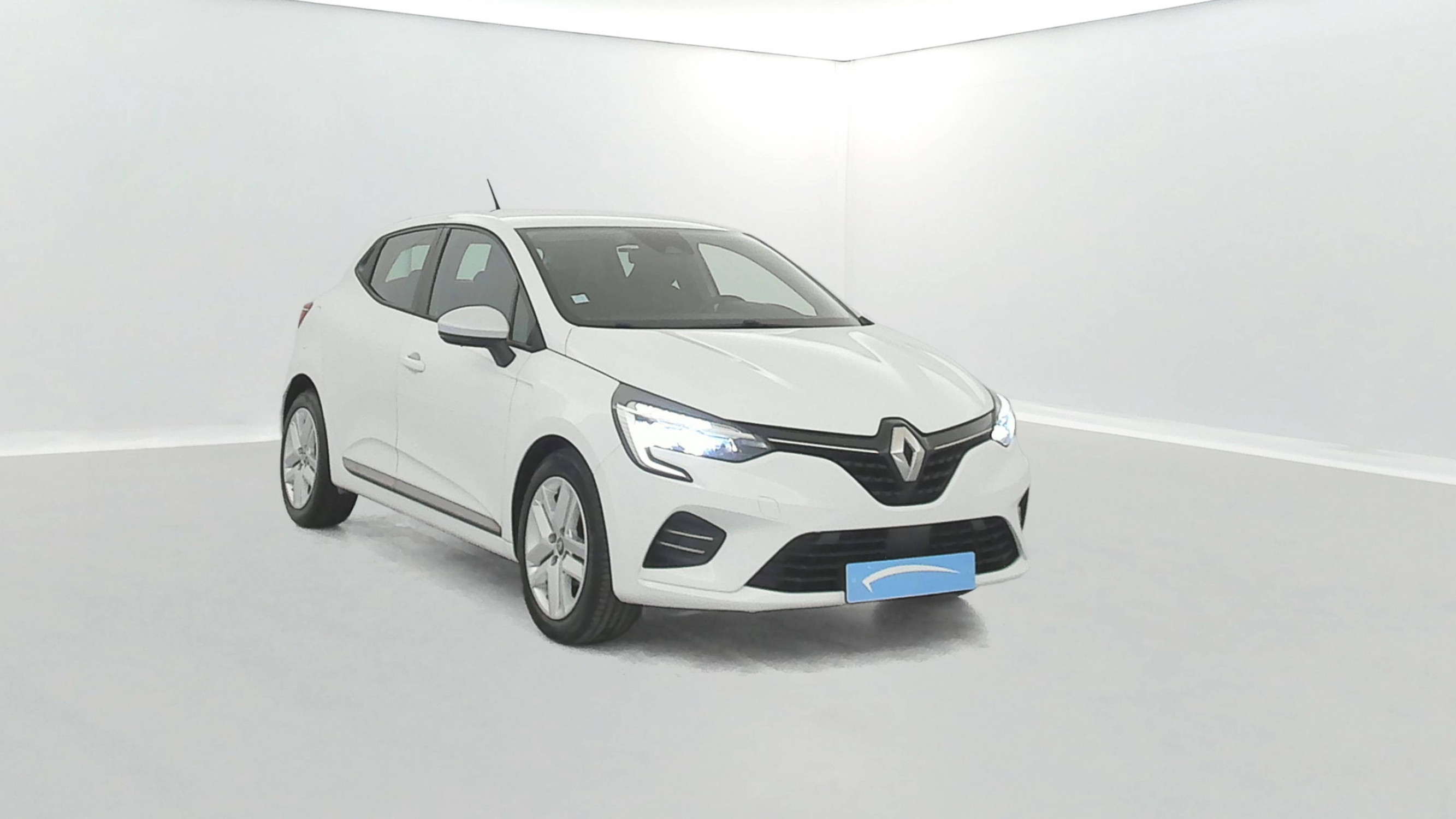 Vente en ligne Renault Clio 5 Clio TCe 90 - 21 au prix de 13 890 €