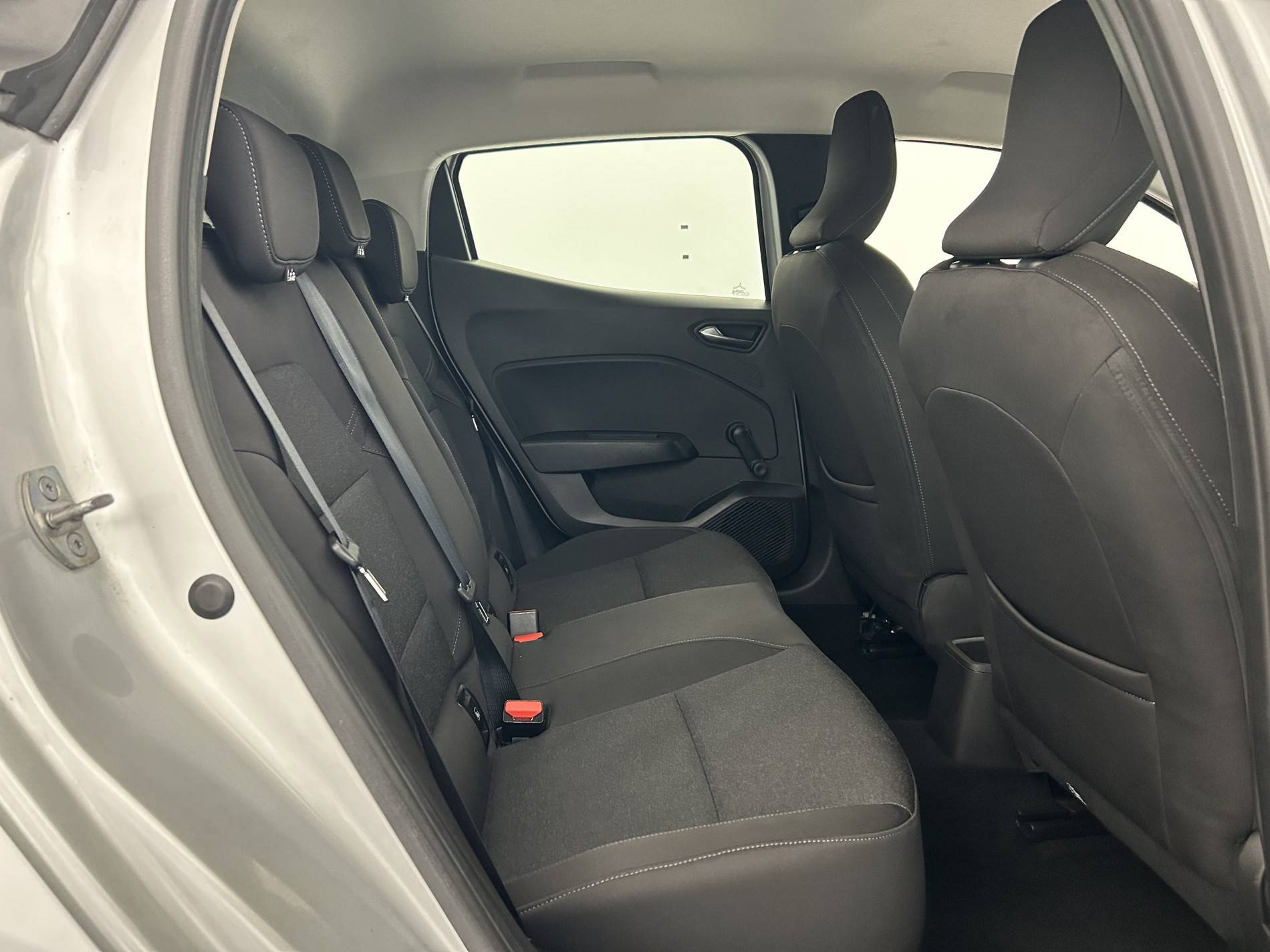 Vente en ligne Renault Clio 5 Clio TCe 90 au prix de 14 290 €