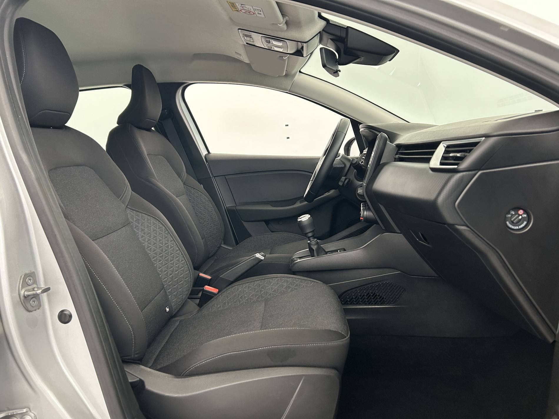 Vente en ligne Renault Clio 5 Clio TCe 90 au prix de 14 290 €