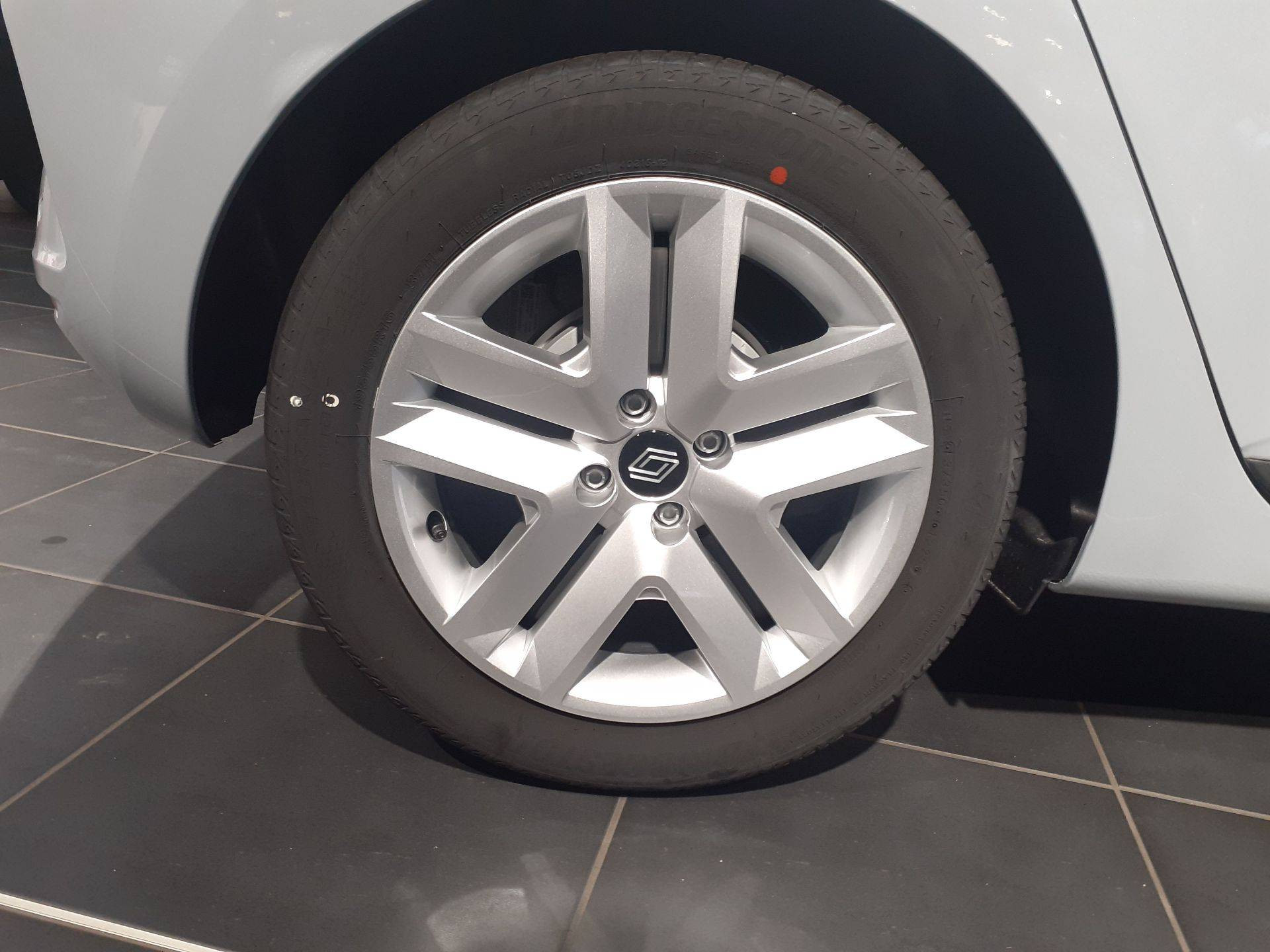 Vente en ligne Renault Clio 5 Clio E-Tech full hybrid 145 ch GSR2 au prix de 21 990 €