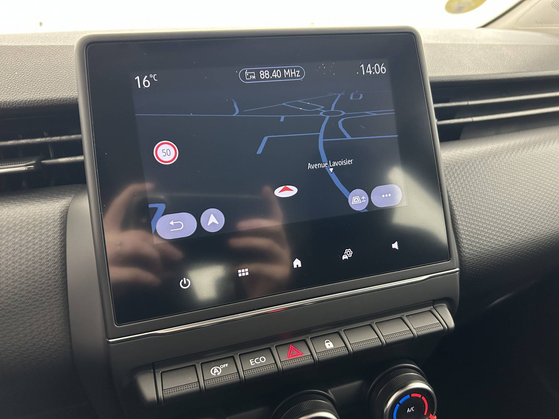 Vente en ligne Renault Clio 5 Clio Blue dCi 85 au prix de 11 990 €