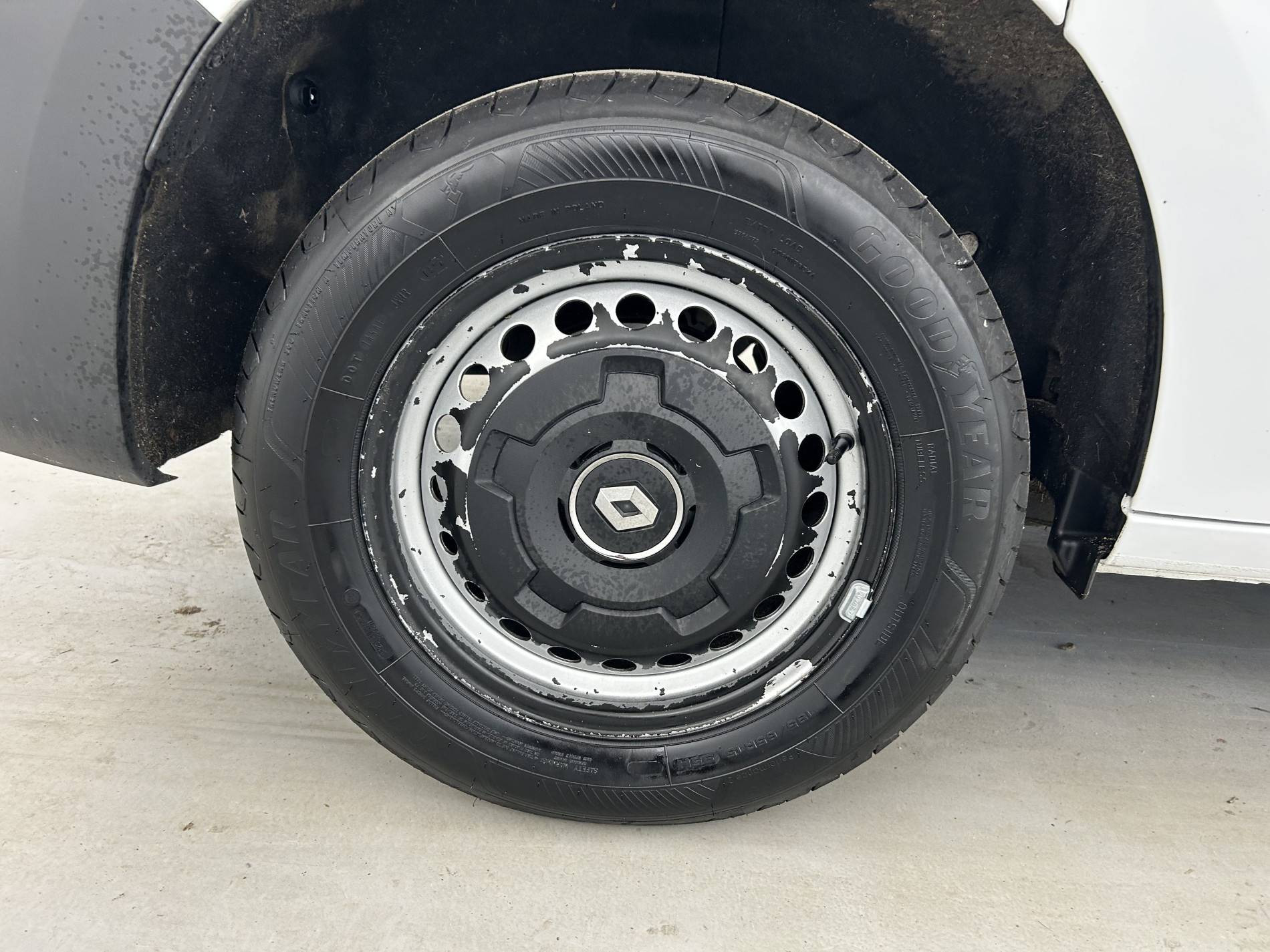 Vente en ligne Renault Kangoo Van  BLUE DCI 95 au prix de 13 990 €