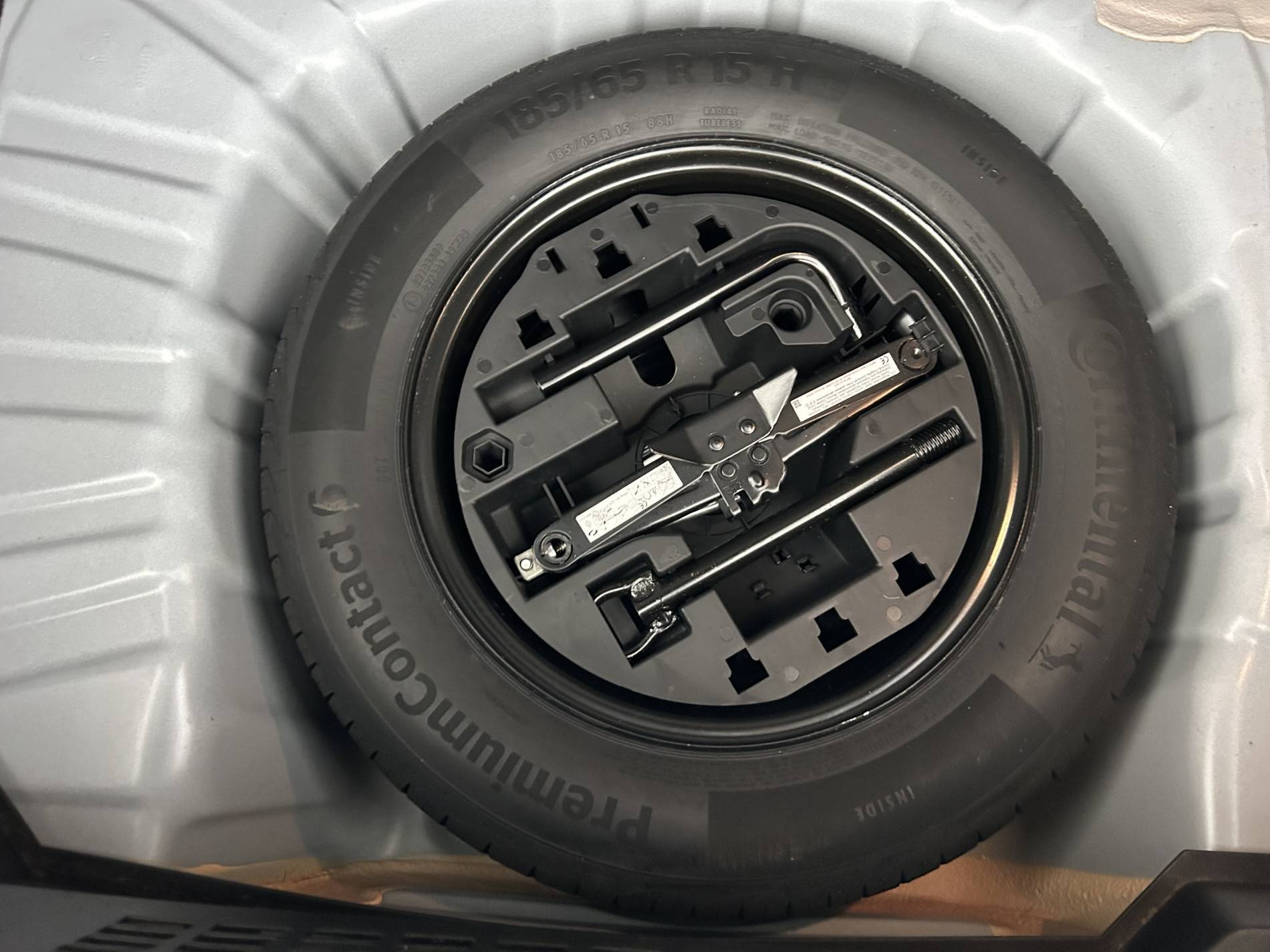 Vente en ligne Renault Clio 5 Clio TCe 90 - 21N au prix de 13 890 €