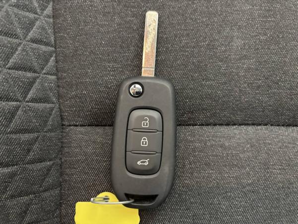 Vente en ligne Renault Clio 5 Clio TCe 90 X-Tronic - 21N au prix de 16 370 €