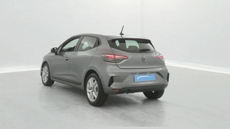 Vente en ligne Renault Clio 5 Clio TCe 90 au prix de 16 570 €