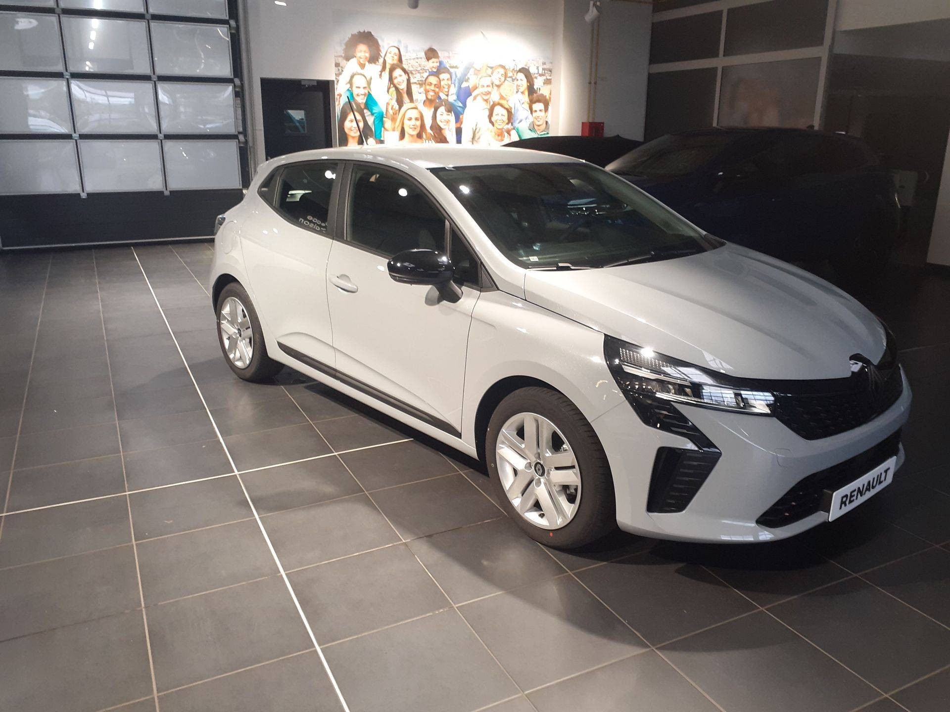 Vente en ligne Renault Clio 5 Clio E-Tech full hybrid 145 ch GSR2 au prix de 21 990 €