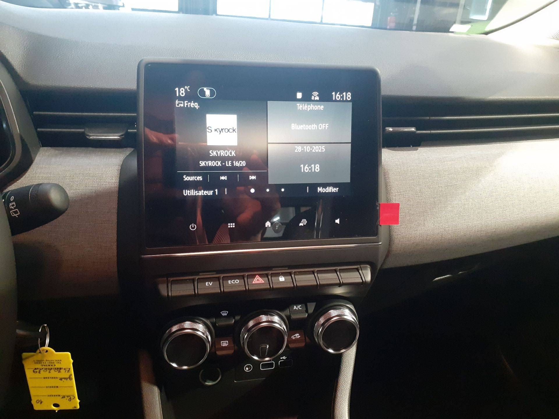 Vente en ligne Renault Clio 5 Clio E-Tech full hybrid 145 ch GSR2 au prix de 21 990 €