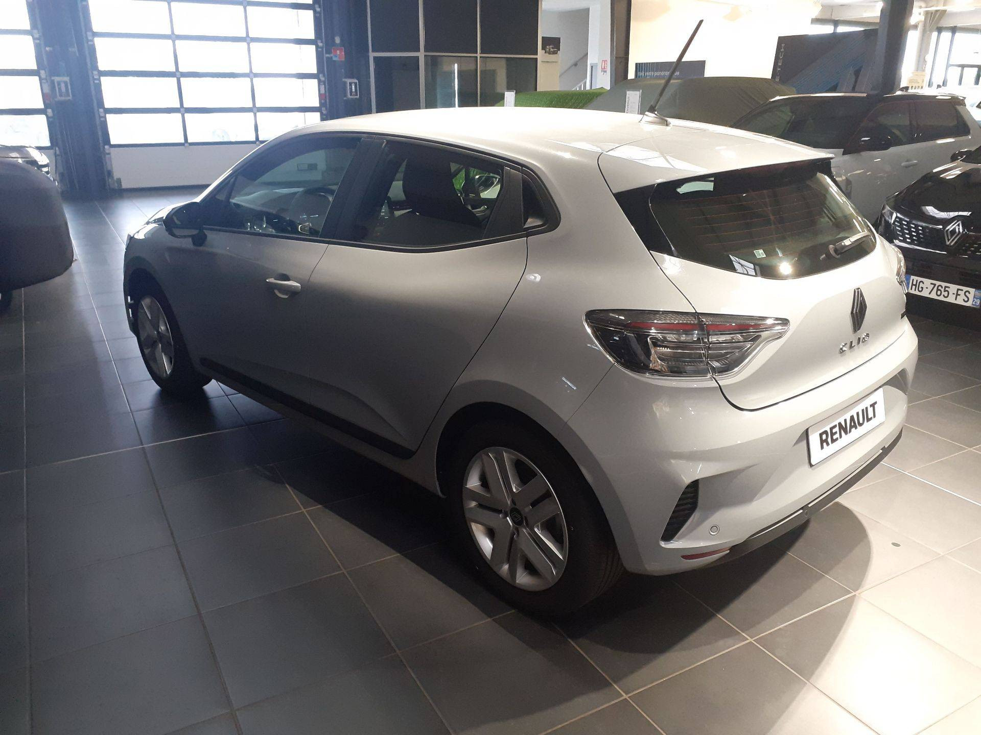 Vente en ligne Renault Clio 5 Clio E-Tech full hybrid 145 ch GSR2 au prix de 21 990 €